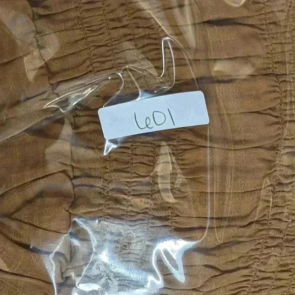 Maurices Eyelet Puff Sleeve Women's Size 2X New Sleeve Blouse Fall Color - Picture 12 of 12